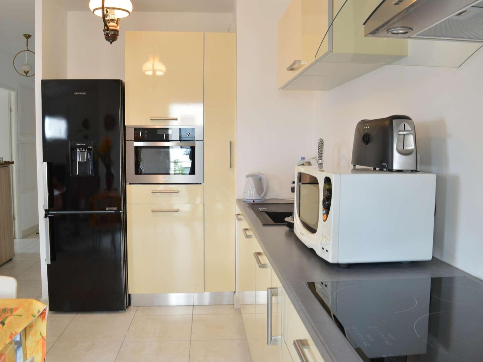 Appt Confort 3 Pieces Avec Terrasse Et Piscine A Saint-Raphael - Fr-1-226A-124 Eksteriør billede